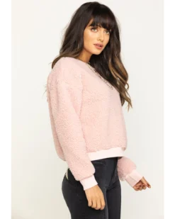 Eyeshadow Women's Fuzzy Sweatshirt -Sheplers Sales 2000313198 650 P3