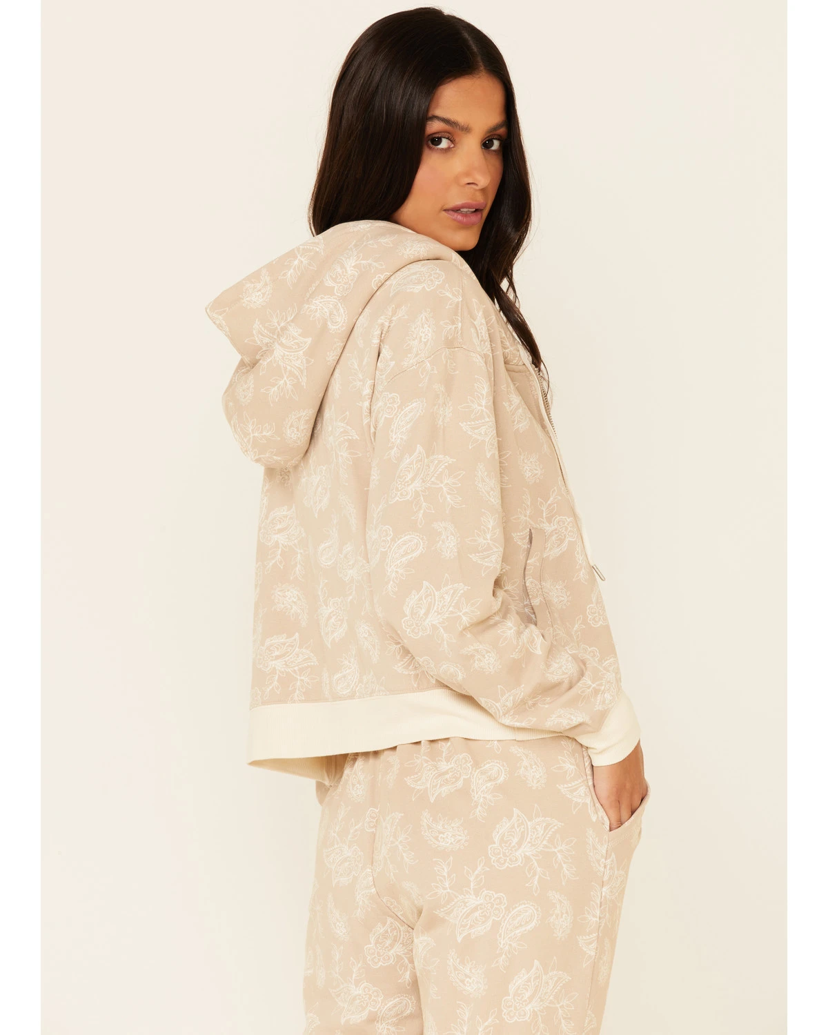 Idyllwind Women's Tan Floral Print Sherpa Zip-Front Hooded Jacket 6 Idyllwind Women's Tan Floral Print Sherpa Zip-Front Hooded Jacket - Image 4