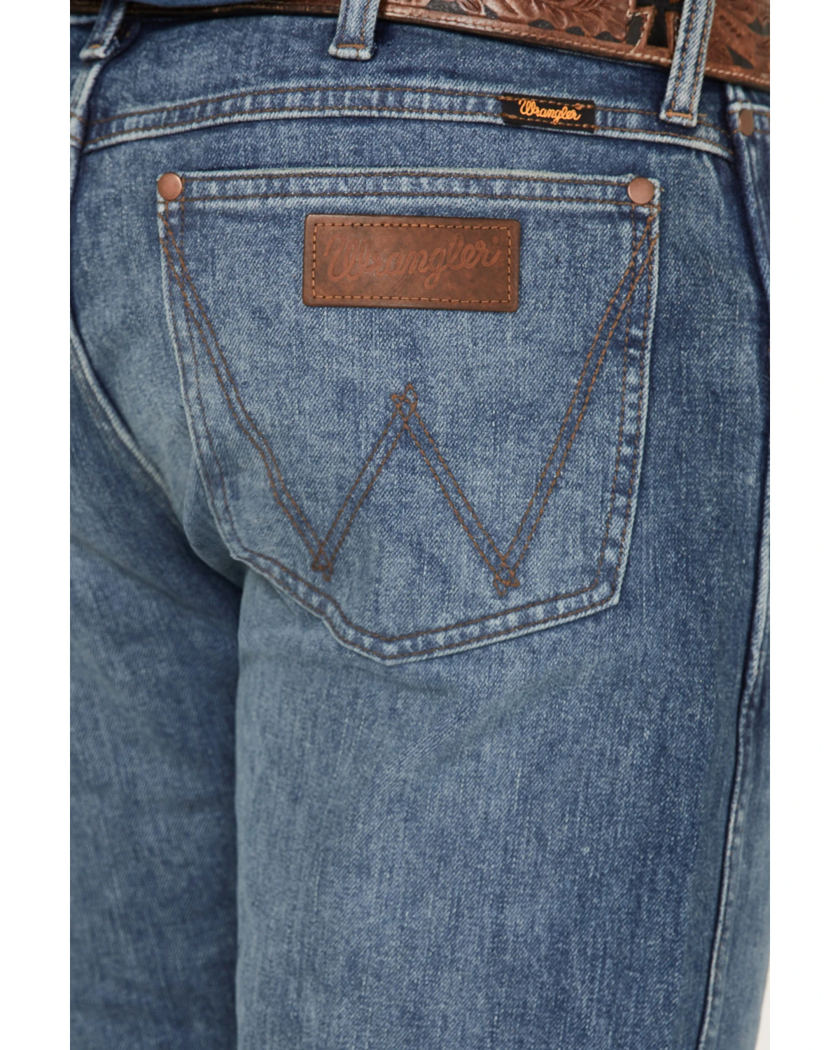 Wrangler Retro Green Men's Faded Indigo Medium Wash Stretch Slim Straight Jeans 6 Wrangler Retro Green Men's Faded Indigo Medium Wash Stretch Slim Straight Jeans - Image 4
